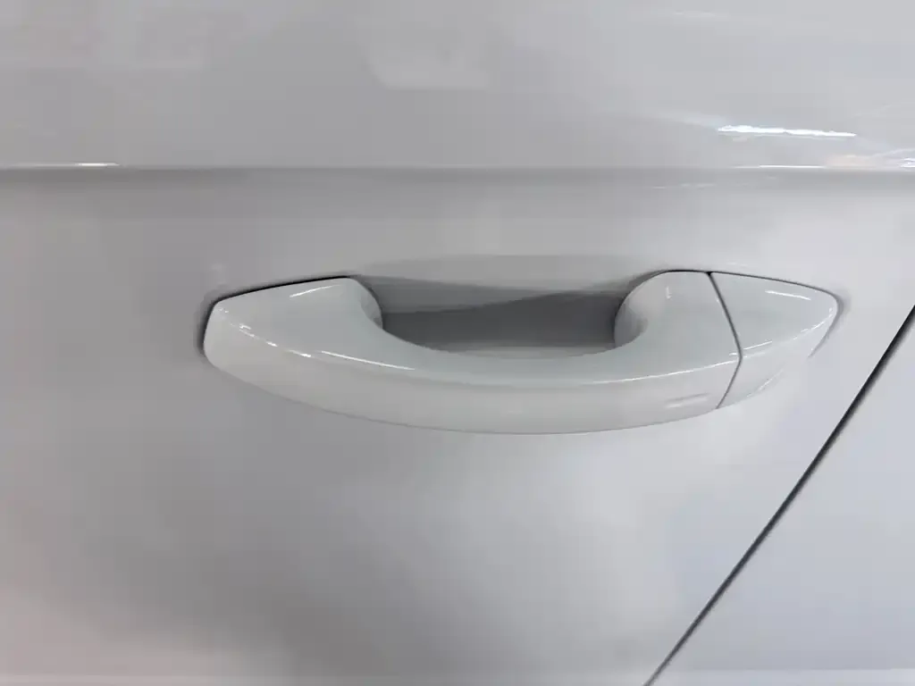 Volkswagen T-Roc 2023 из CN, фото 2
