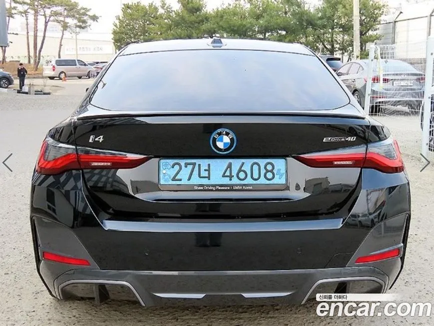 BMW i4 2022 из KR, фото 4