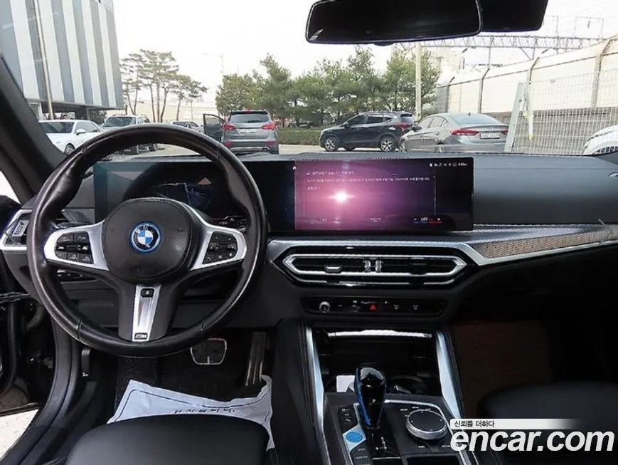 BMW i4 2022 из KR, фото 7