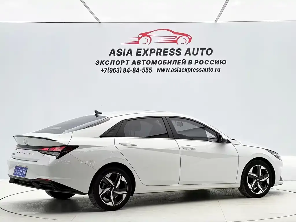 Hyundai Elantra 2023 из CN, фото 7