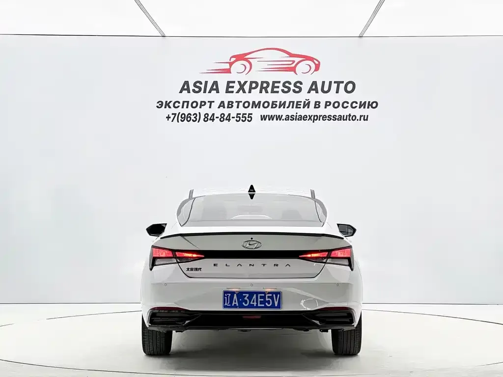 Hyundai Elantra 2023 из CN, фото 2