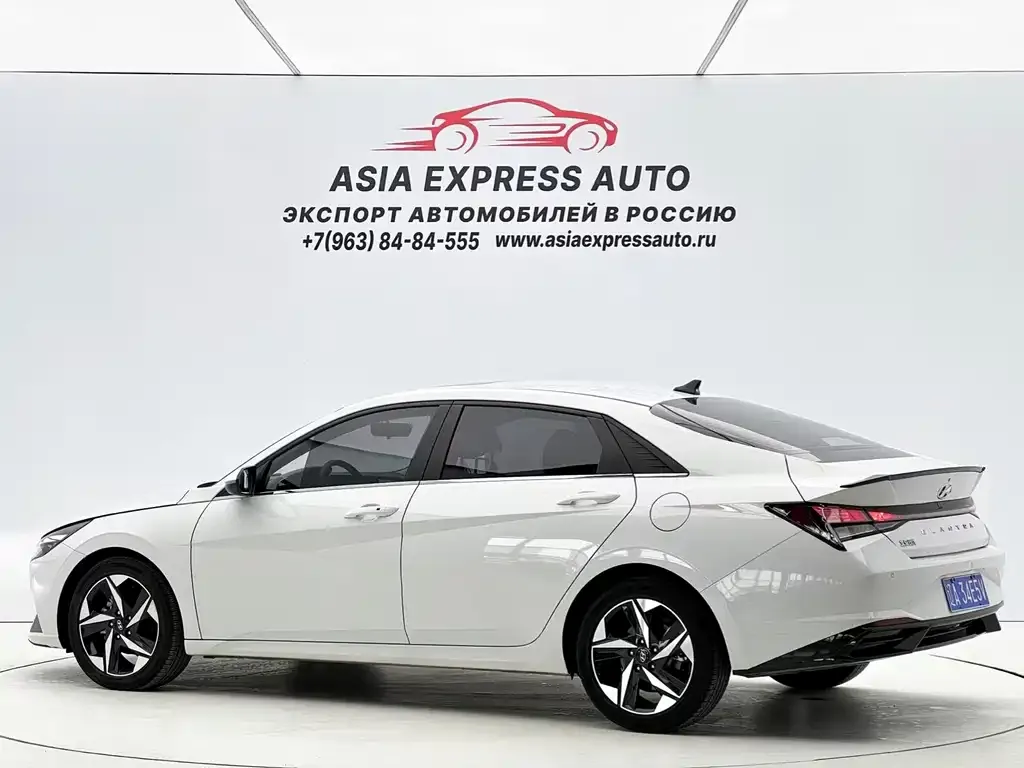 Hyundai Elantra 2023 из CN, фото 9