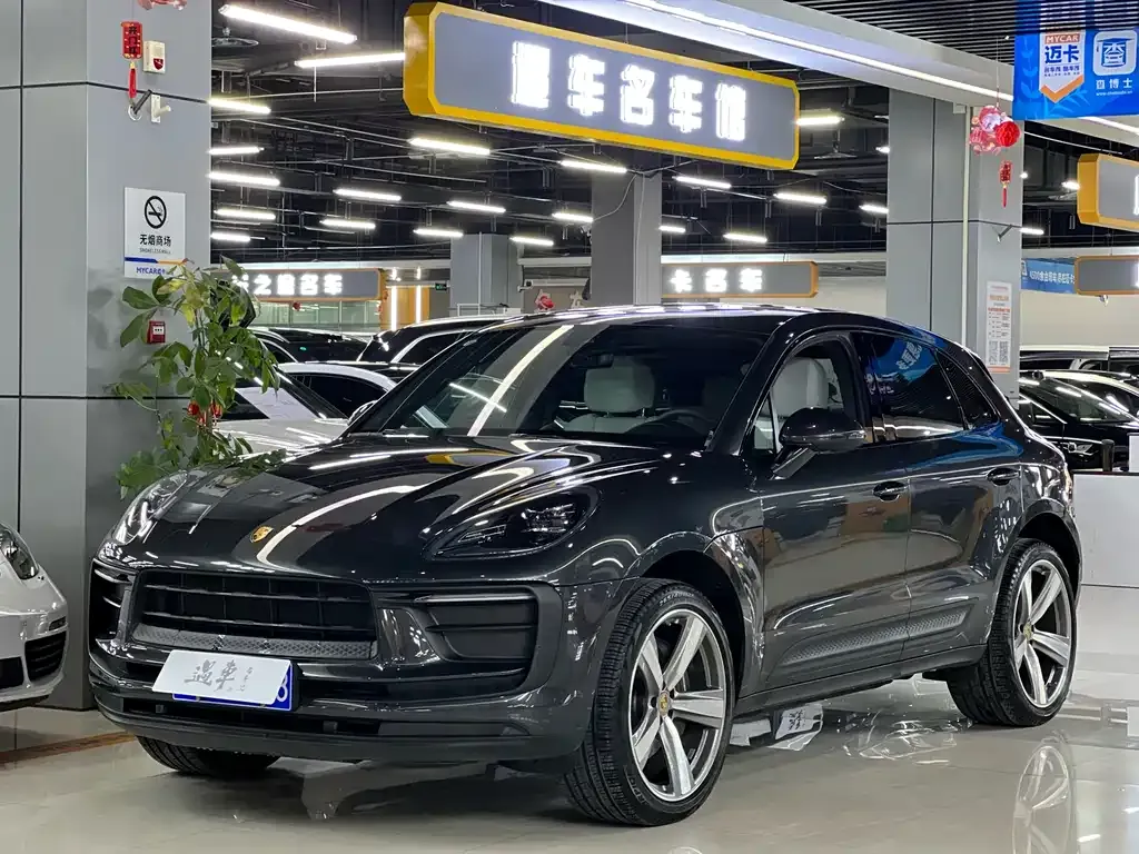 Porsche Macan — фото 1