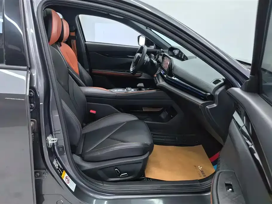 Changan UNI-V 2023 из CN, фото 7