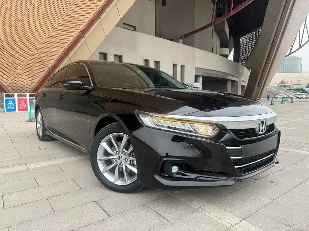 Honda Accord — фото 6