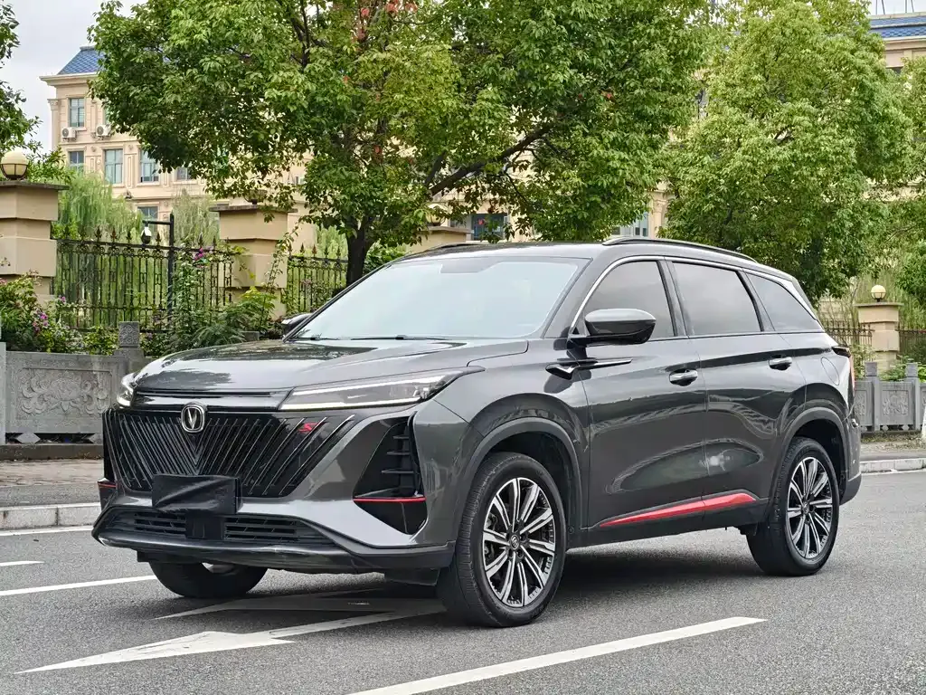 Changan CS75PLUS — фото 1
