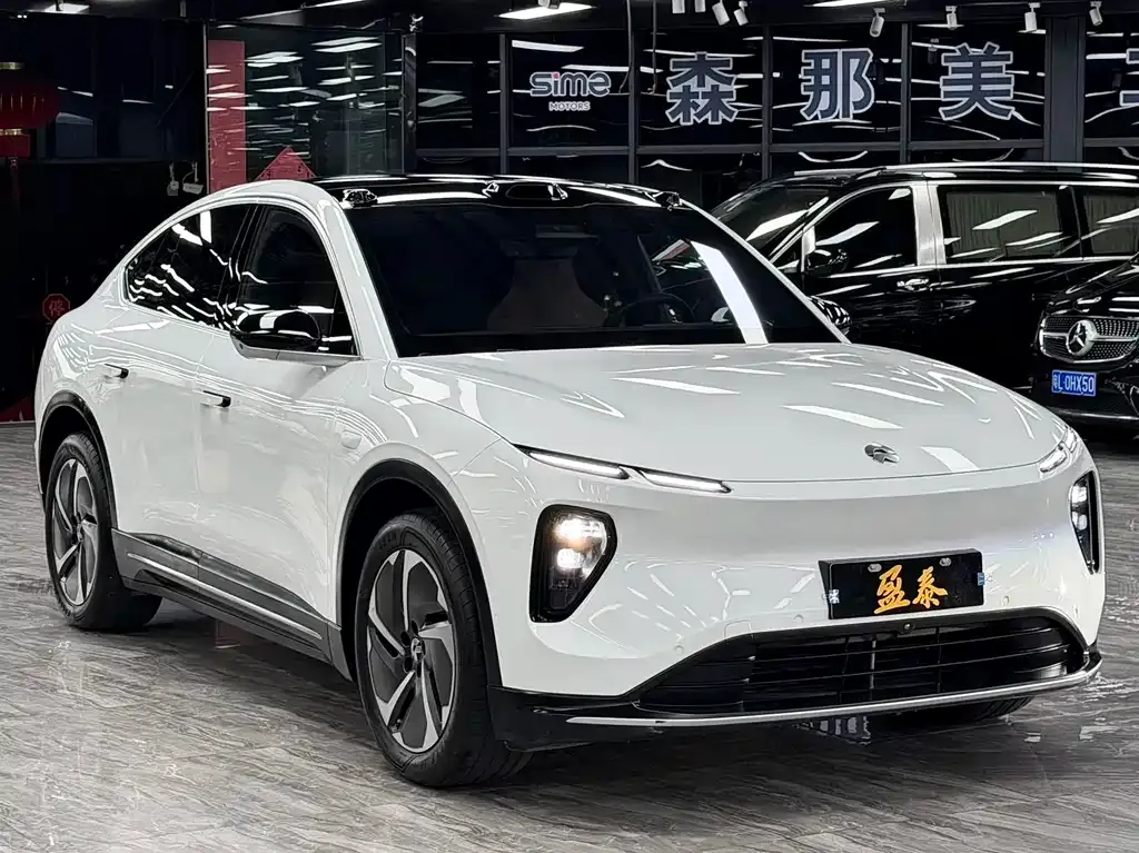 NIO EC6 — фото 7