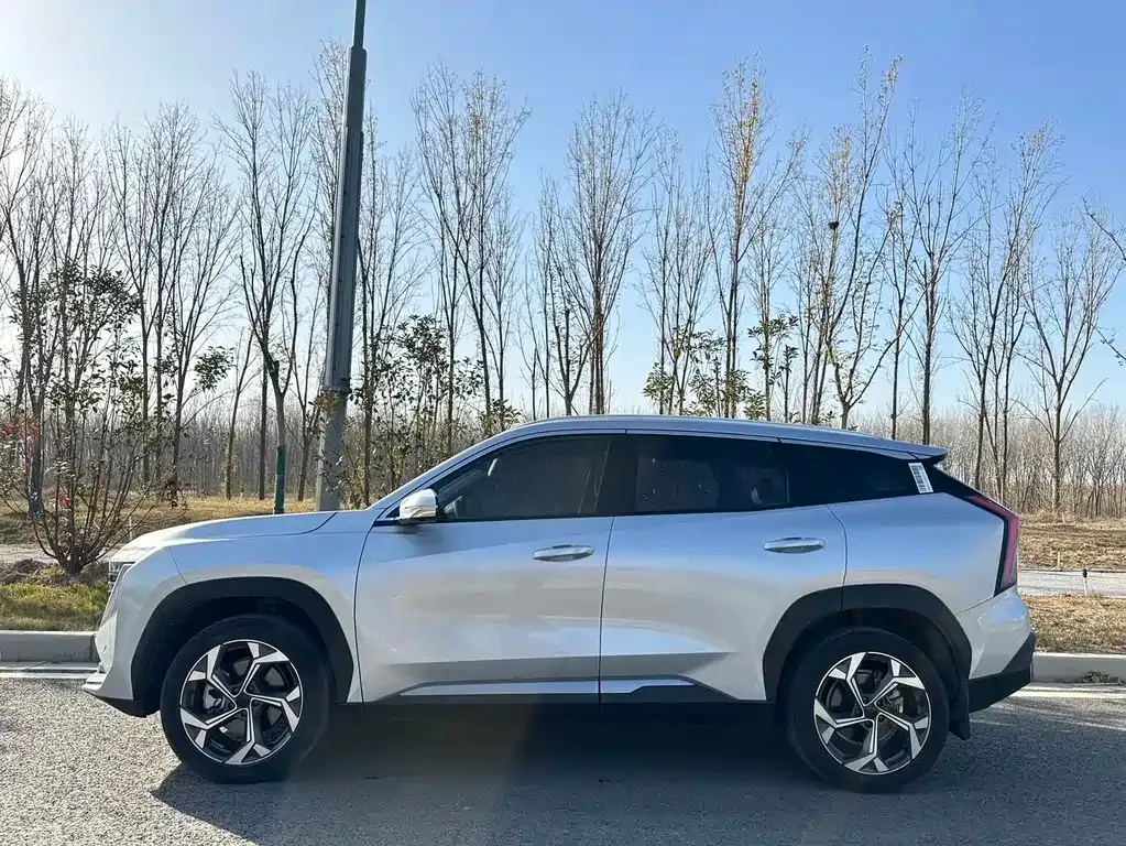 Geely Boyue L 2023 из CN, фото 2