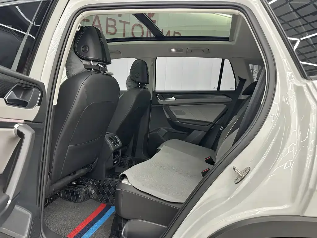 Volkswagen Tayron 2023 из CN, фото 5