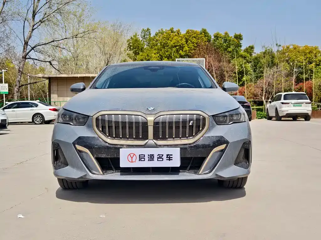 BMW i5 — фото 7