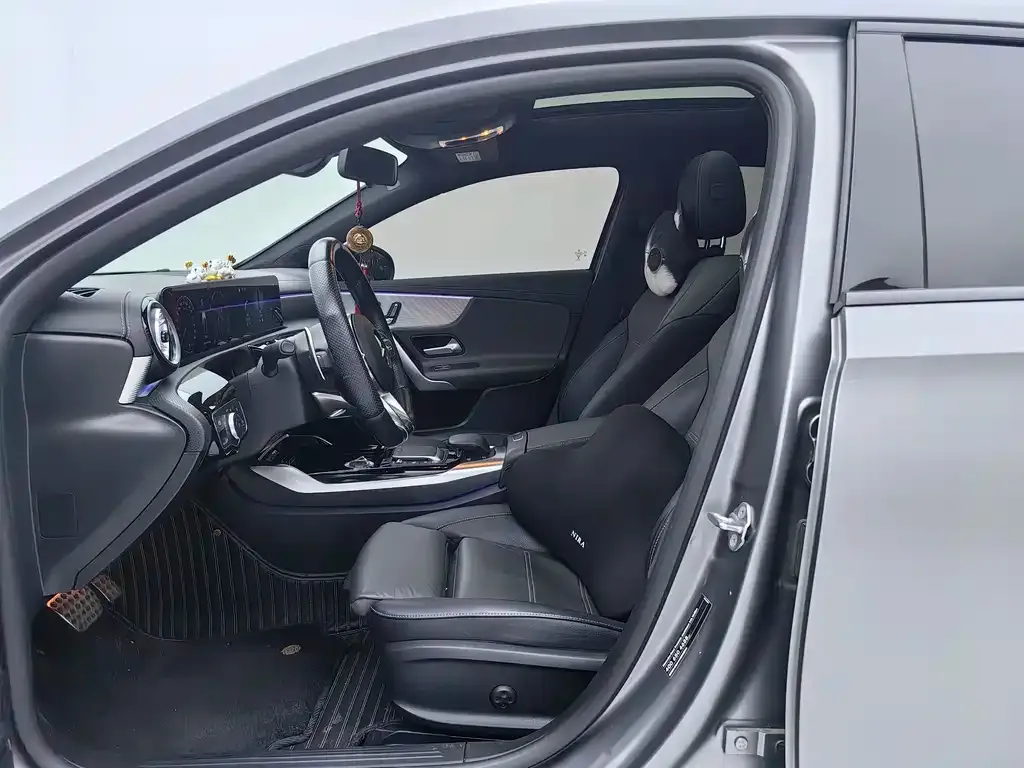 Mercedes-Benz A-Class AMG — фото 10