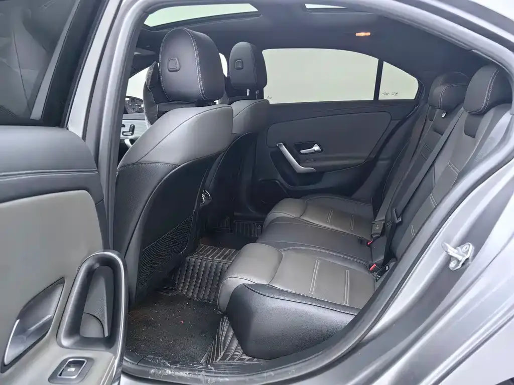 Mercedes-Benz A-Class AMG — фото 5