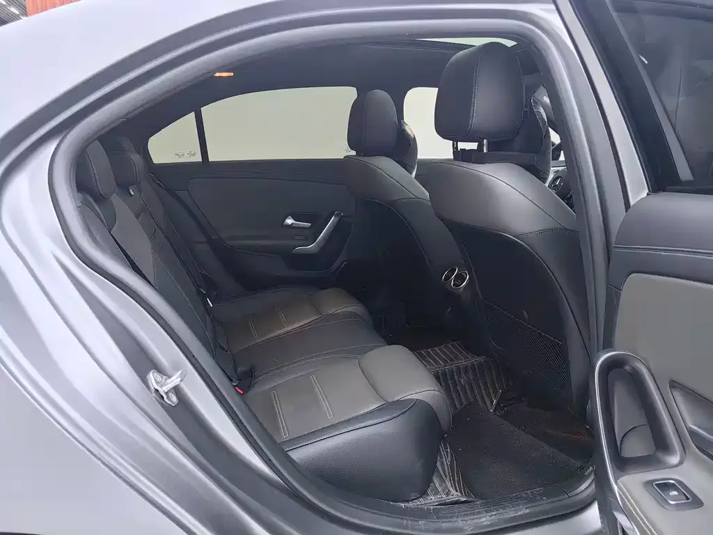 Mercedes-Benz A-Class AMG — фото 2