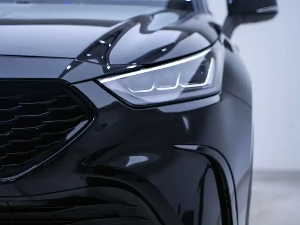 Toyota Crown Kluger 2022 из CN, фото 4