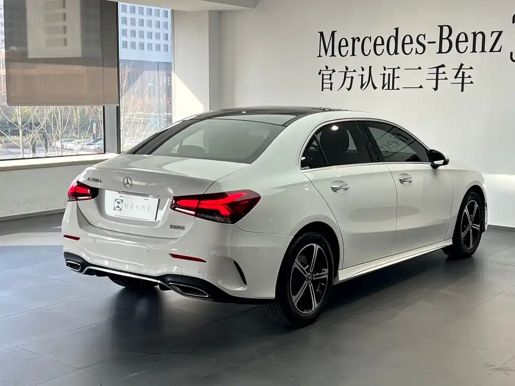 Mercedes-Benz A-Class 2023 из CN, фото 7