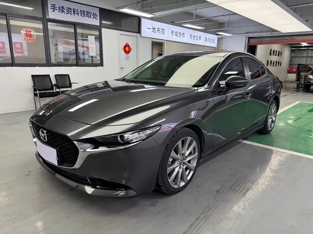 Mazda 3 Axela 2021 из CN, фото 1