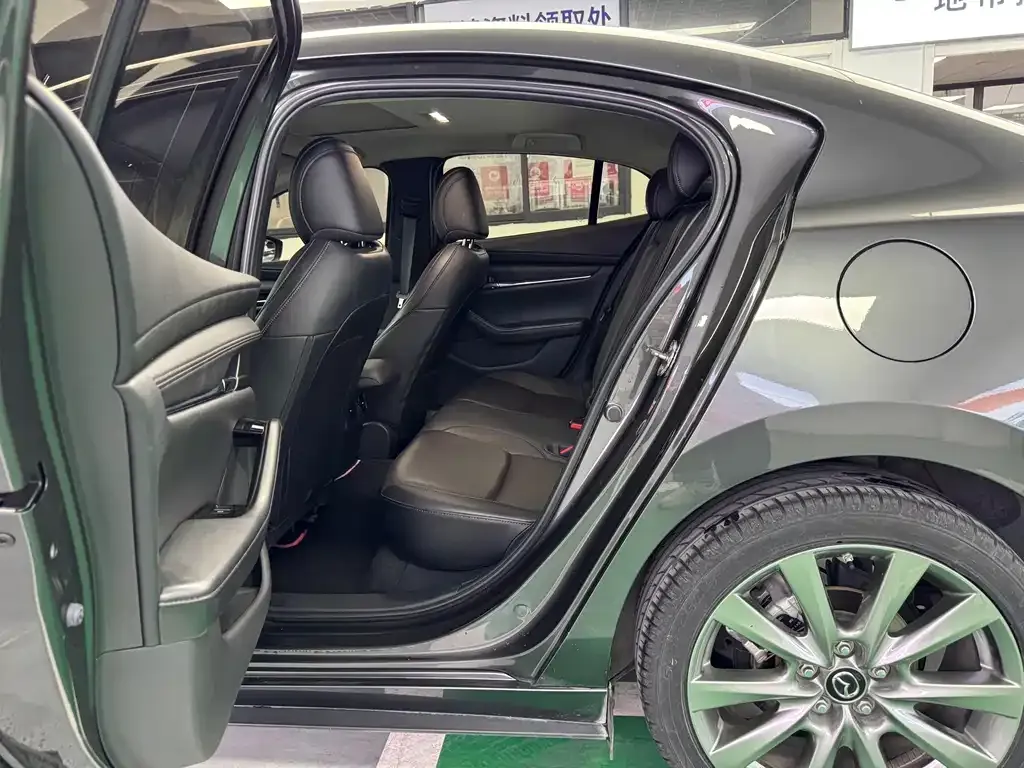 Mazda 3 Axela 2021 из CN, фото 7