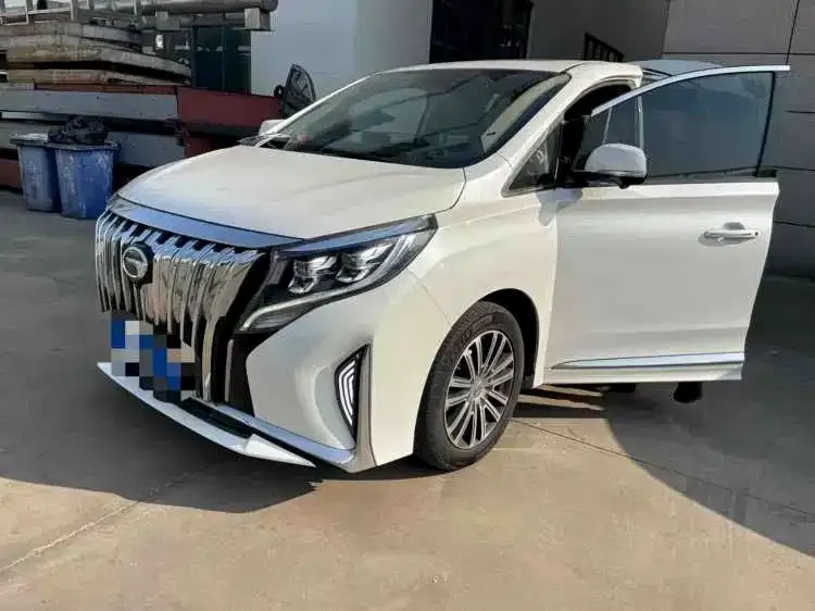 GAC Motor Trumpchi M8 — фото 1