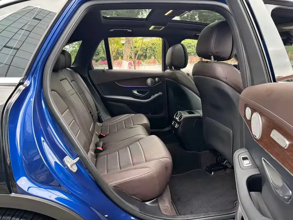 Mercedes-Benz GLC 2021 из CN, фото 2