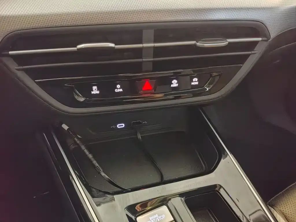 Volkswagen Lamando 2024 из CN, фото 10