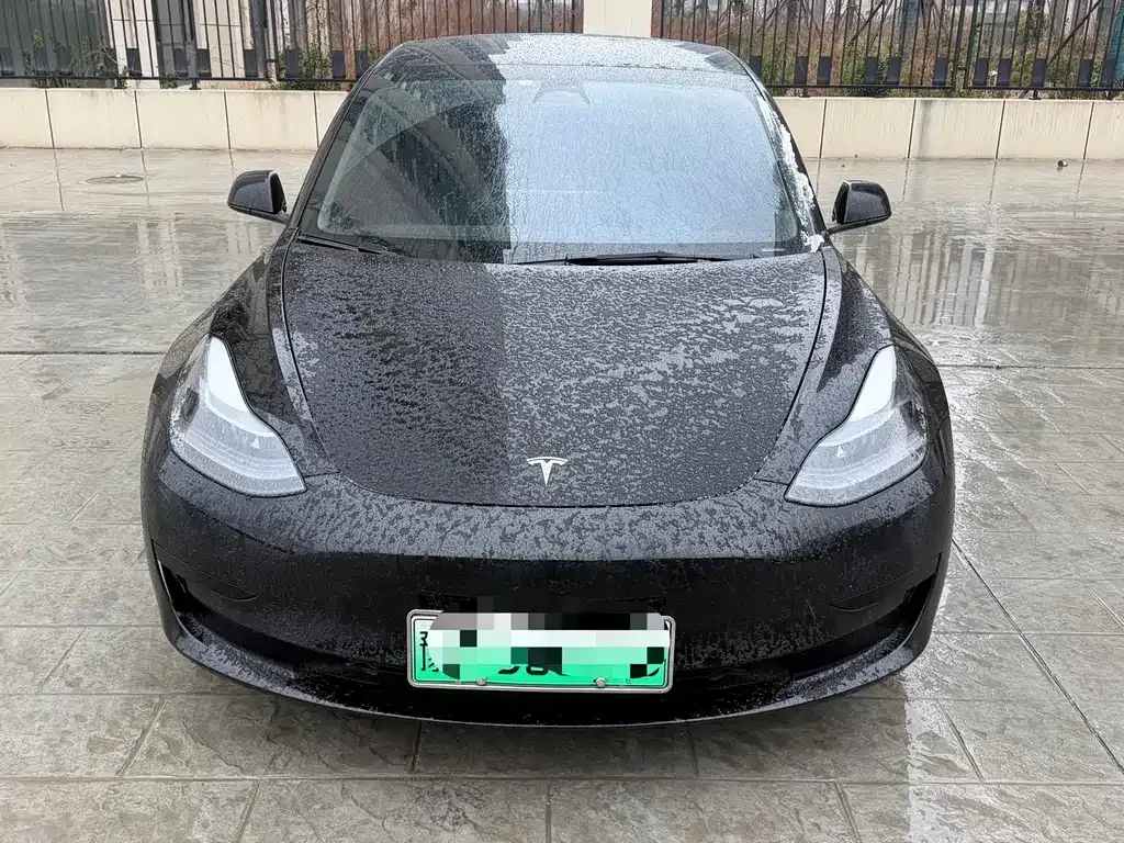 Tesla Model 3 — фото 5