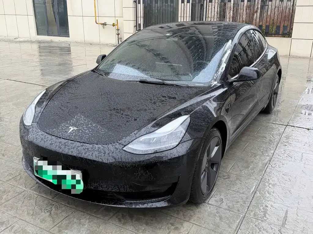 Tesla Model 3 — фото 7