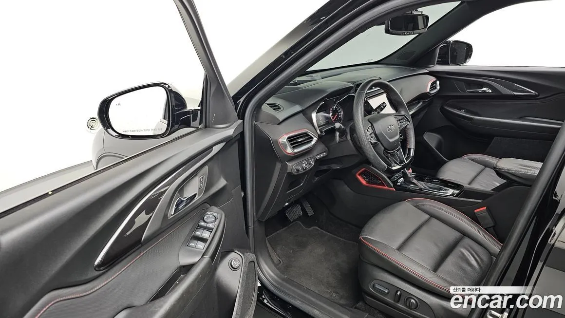 Chevrolet (GM Daewoo) Trailblazer 2023 из KR, фото 3