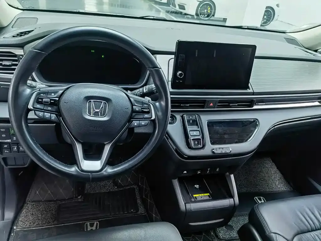 Honda Elysion 2024 из CN, фото 8