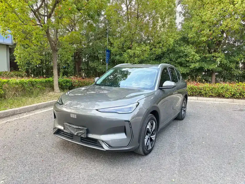 Geely Galaxy E5 — фото 1