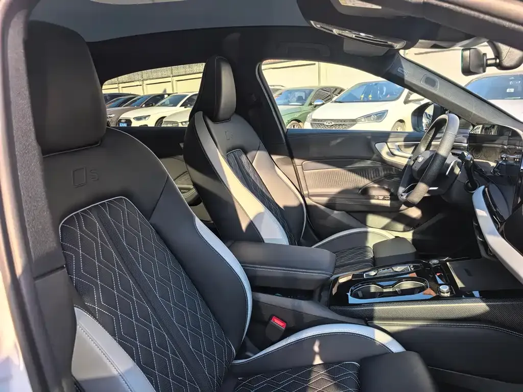 Audi A5L 2025 из CN, фото 7