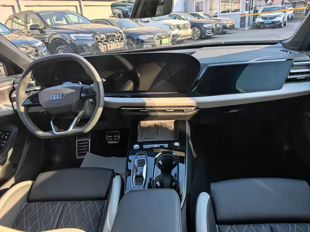 Audi A5L 2025 из CN, фото 2