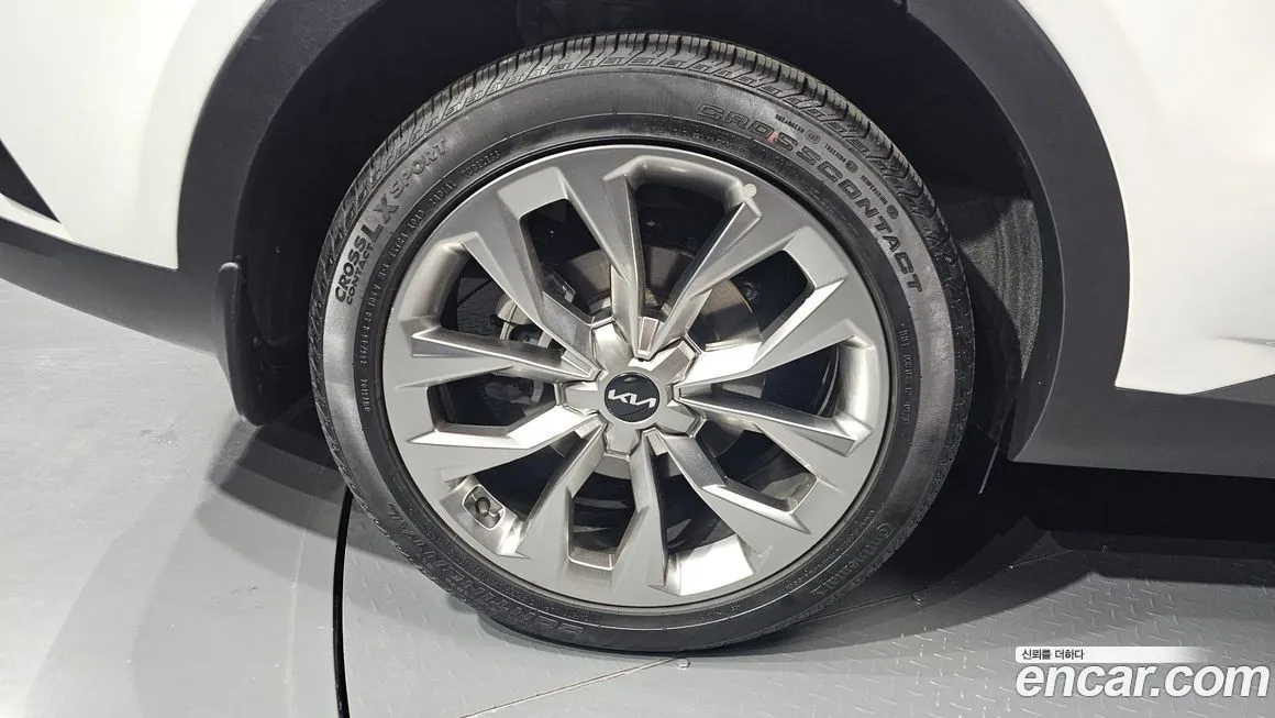 Kia Sorento — фото 5