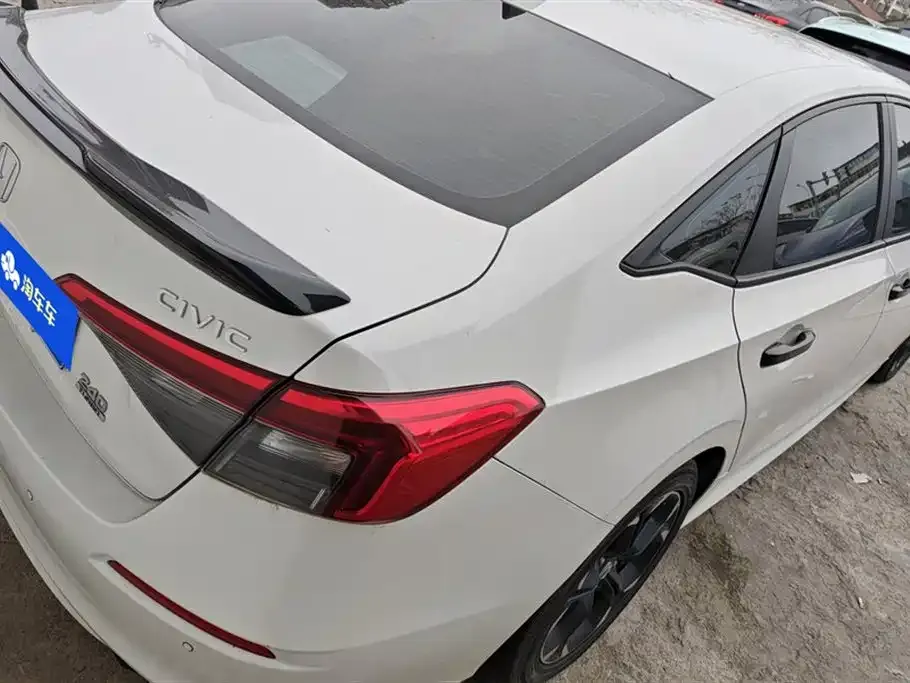 Honda Civic — фото 10