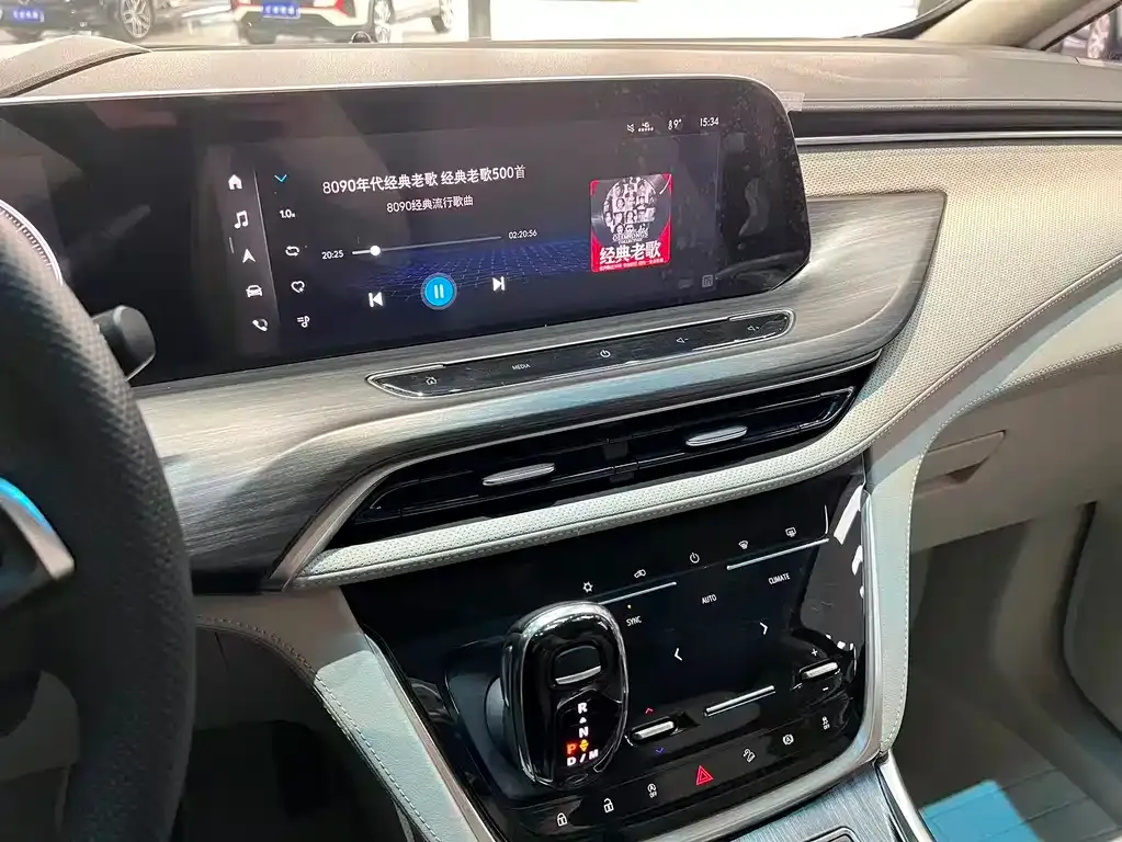 Buick GL8 2023 из CN, фото 8