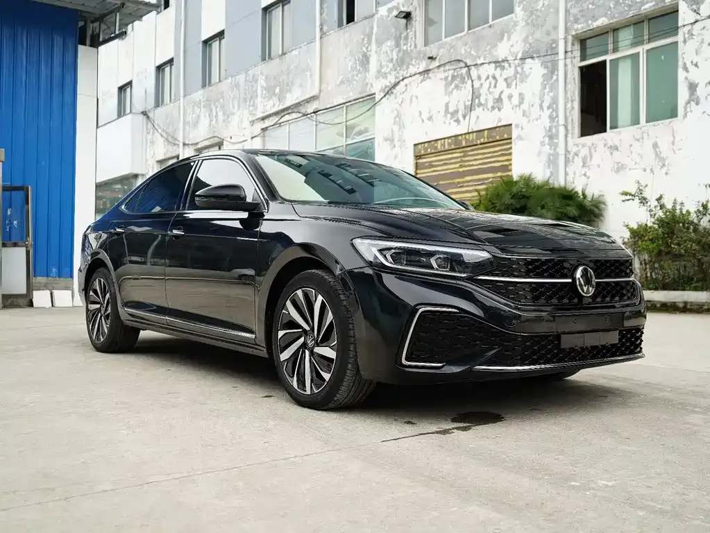 Volkswagen Passat 2022 из CN, фото 7