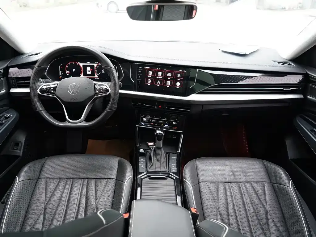 Volkswagen Passat 2022 из CN, фото 9