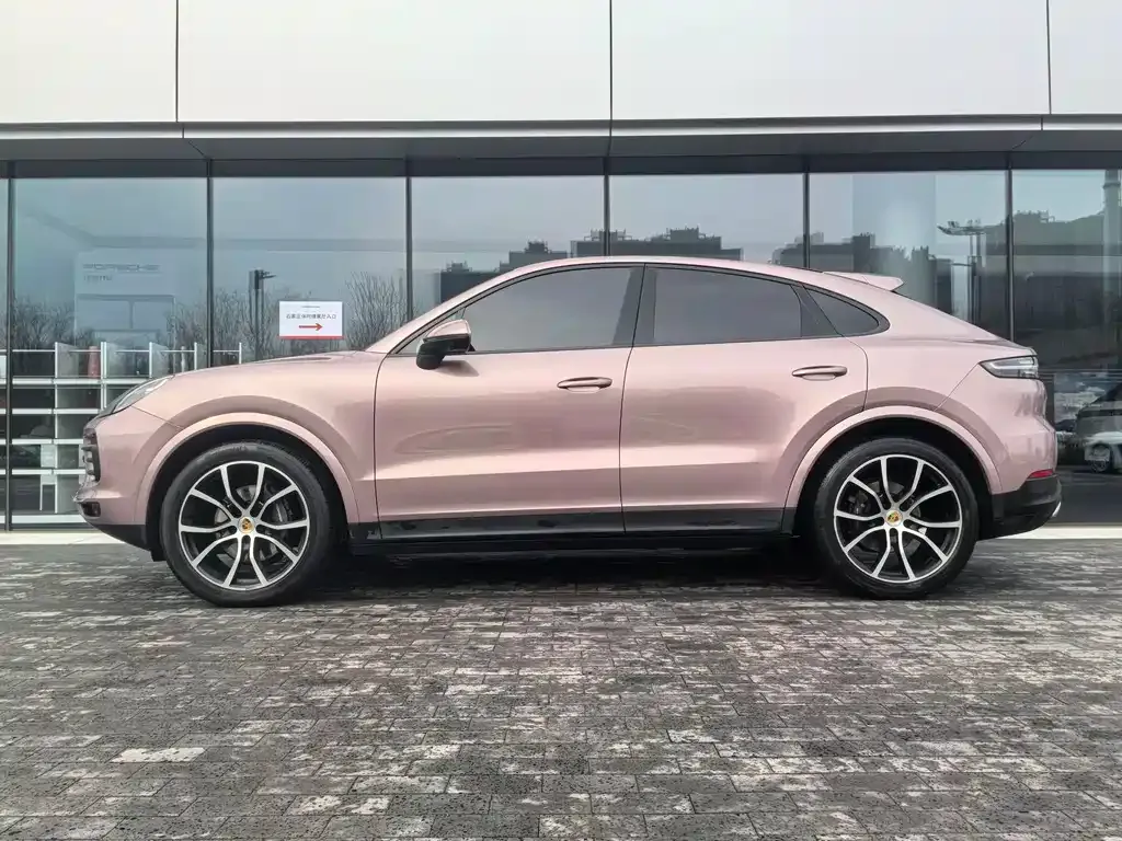 Porsche Cayenne — фото 7