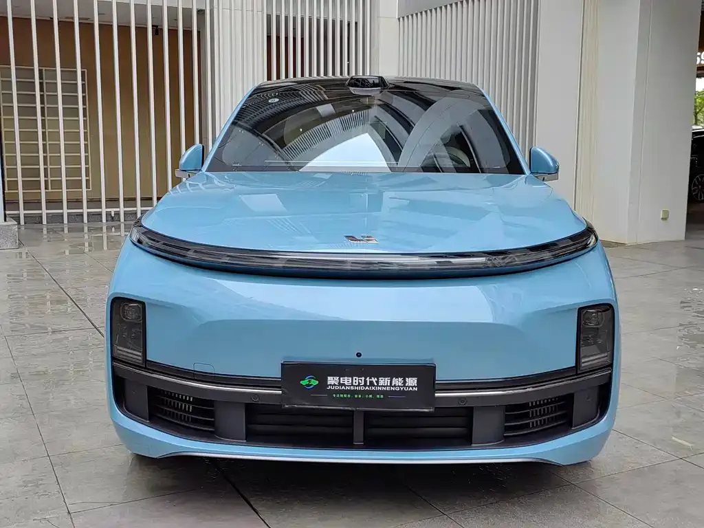 Li Auto L8 2024 из CN, фото 2