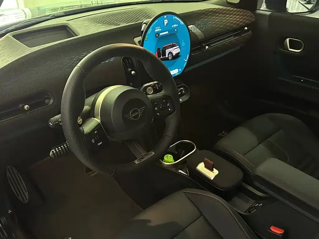 MINI JCW (John Cooper Works) 2025 из CN, фото 3