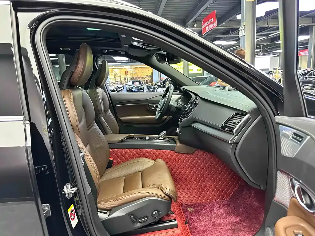 Volvo XC90 PHEV 2022 из CN, фото 5