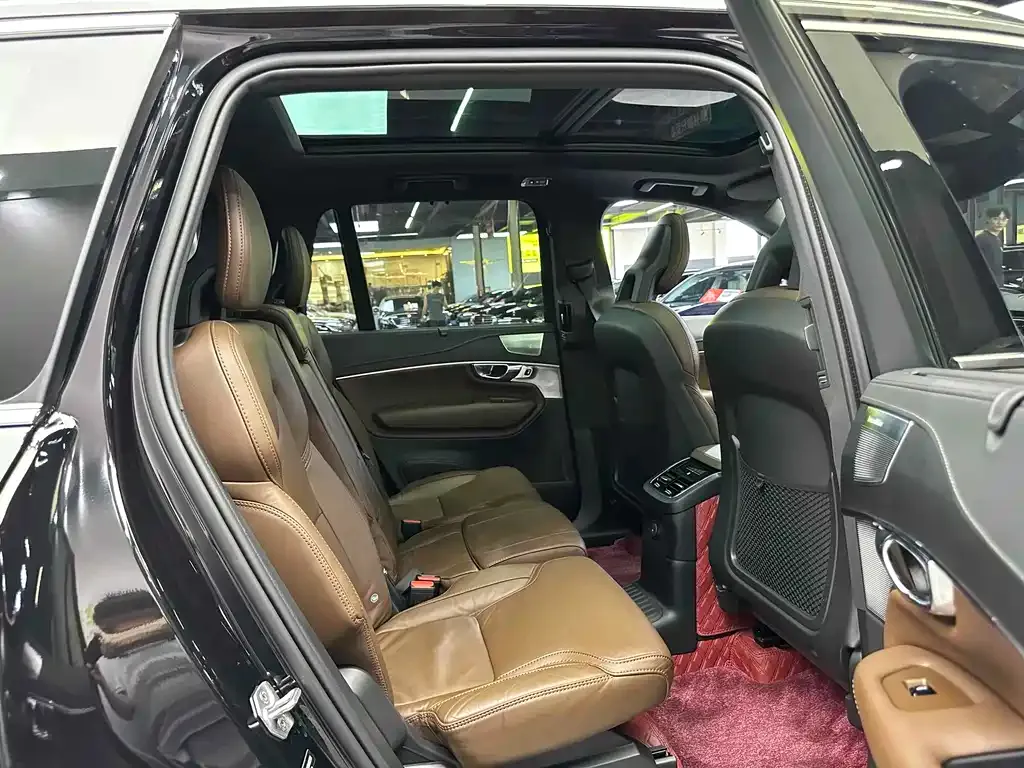Volvo XC90 PHEV 2022 из CN, фото 6