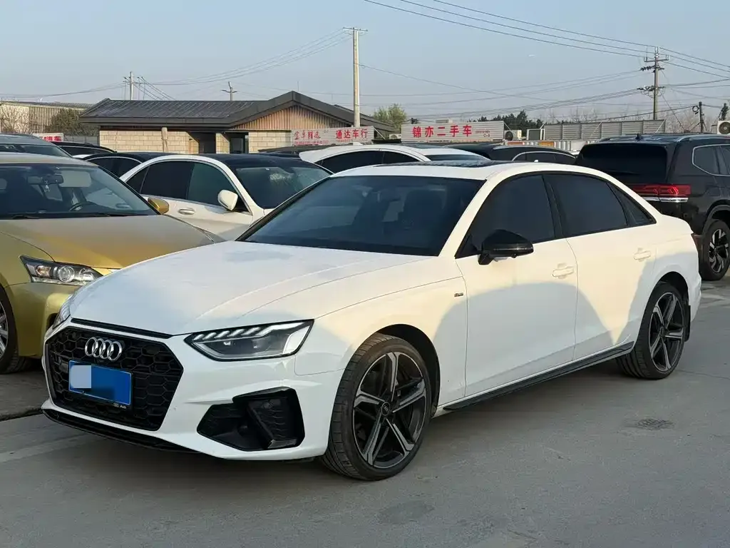 Audi A4L 2024 из CN, фото 1