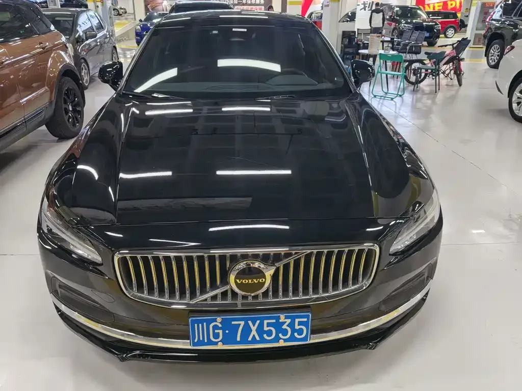 Volvo S90 — фото 10