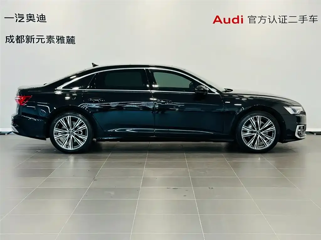 Audi A6L 2023 из CN, фото 3