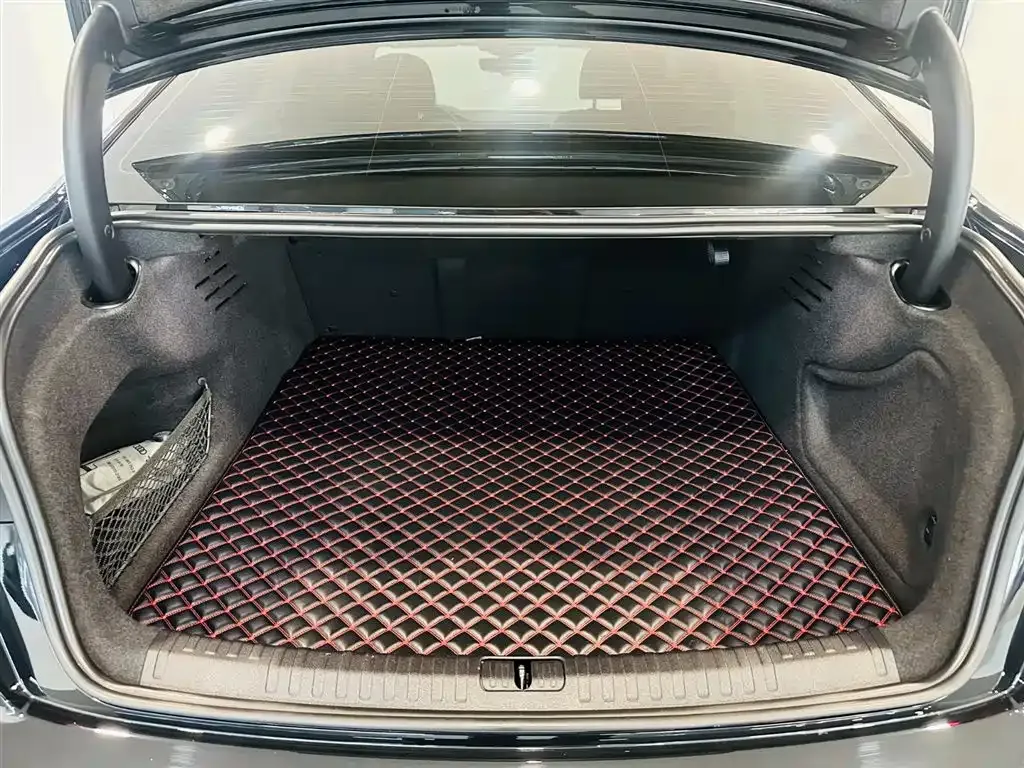 Audi A6L 2023 из CN, фото 10