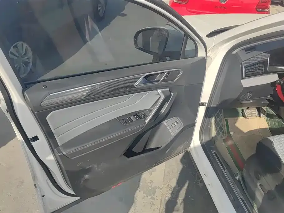 Volkswagen Tiguan X 2022 из CN, фото 5