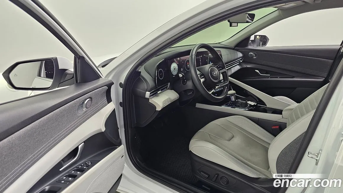 Hyundai AVANTE — фото 4