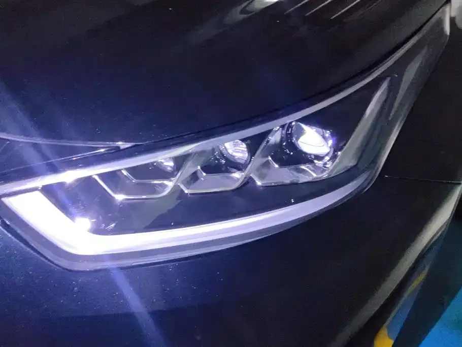 Toyota Highlander 2023 из CN, фото 2