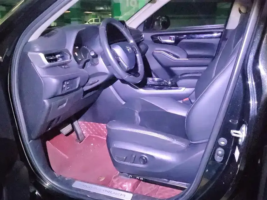 Toyota Highlander 2023 из CN, фото 5
