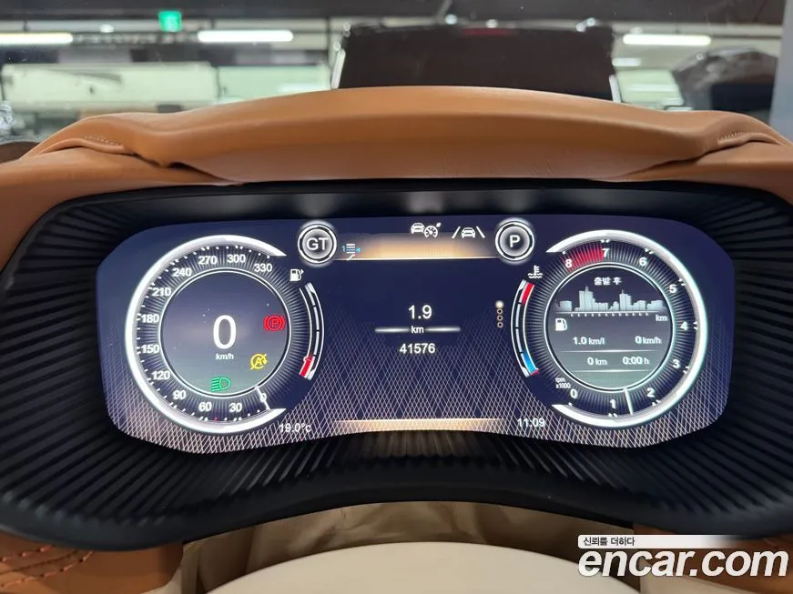 Aston Martin DBX 2021 из KR, фото 6